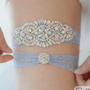 Classic Style Lace Garter Set with Crystals and Pearls